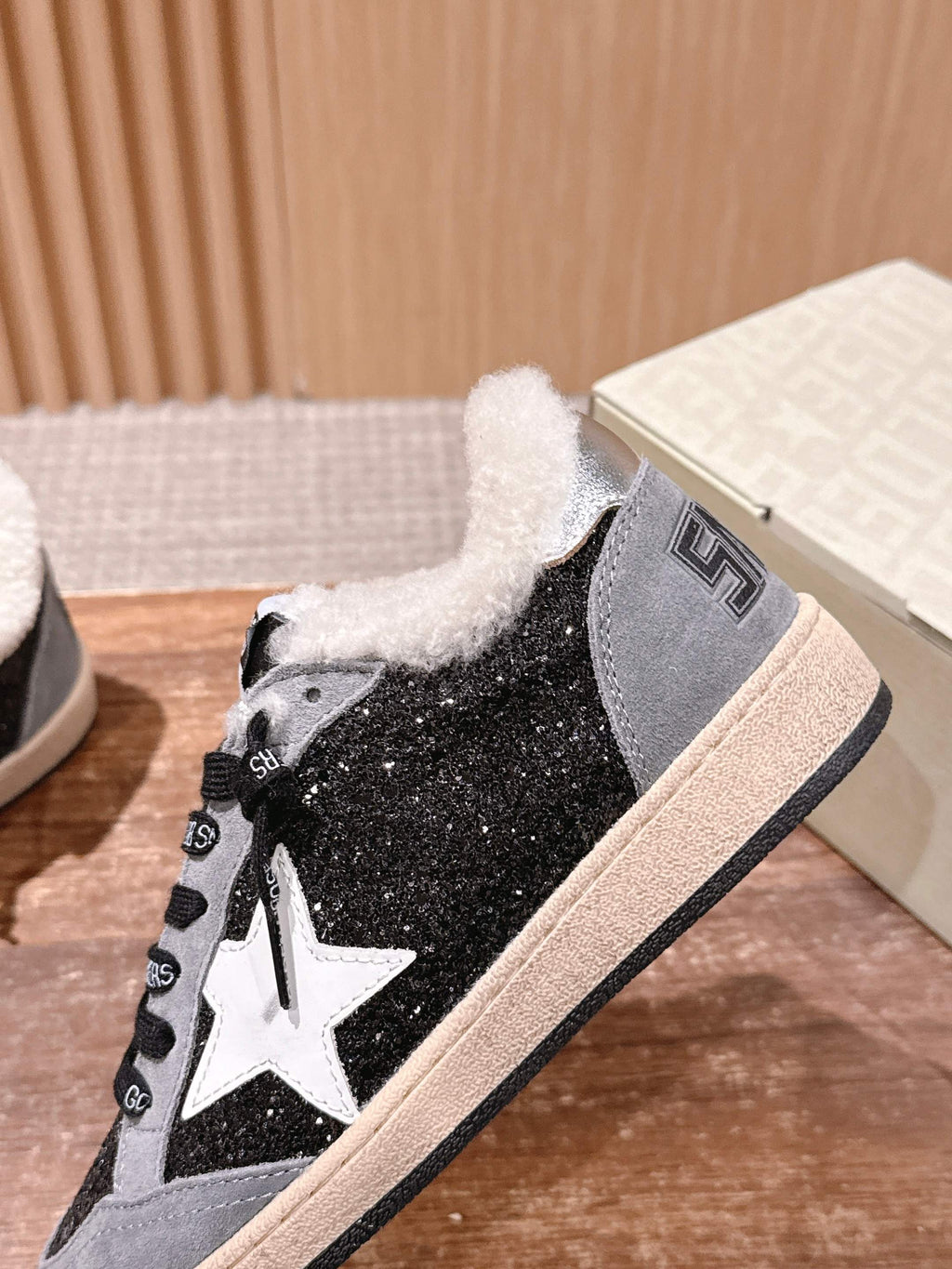 Golden Goose 2025 Wool-Lined Dirty Sneaker Light Gray mix Black Suede 444261